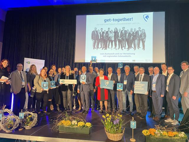 Die Hauptakteurinnen und -aktuere des zweiten Regionskongresses in Maria Lankowitz | Foto: Almer