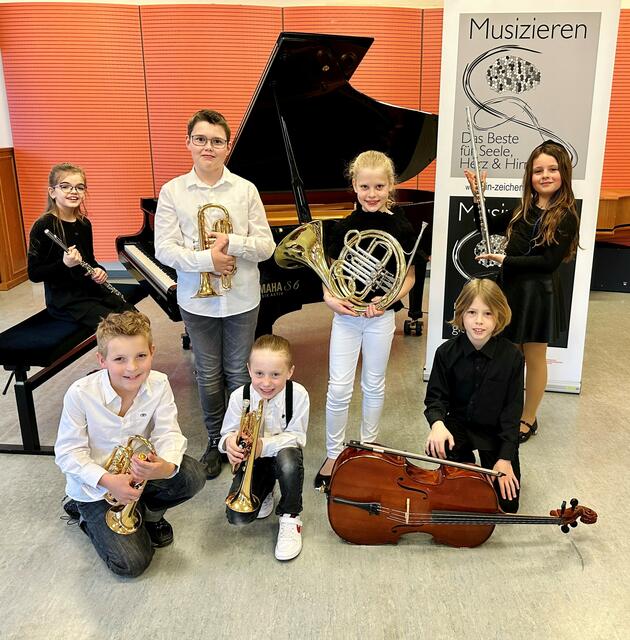 Sarah Ratschl, Laurenz Gigler, Jakob Kranzelmüller, Marie Warmuth, Jonathan Ottacher, Maxima Hohenberger | Foto: Musikschule Spittal