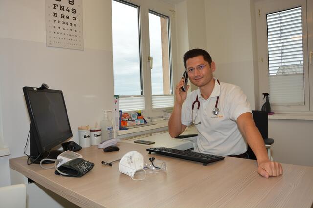 Der Hartberger Allgemeinmediziner Alexander Moussa leitet seit wenigen Monaten das Referat "e-health in Ordinationen" in der Österreichischen Ärztekammer und arbeitet nun an vorderster Front an der weiteren Digitalisierung des Gesundheitsbereichs.  | Foto: RegionalMedien