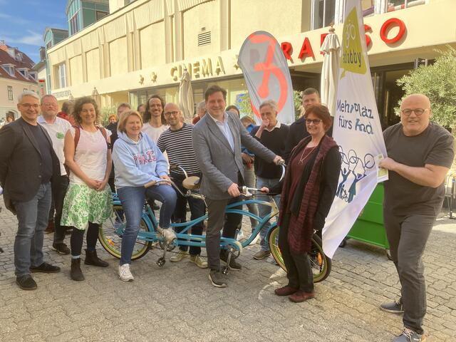 Mehr Platz fürs Rad: Radlobby und Politik suchen den richtigen Weg.