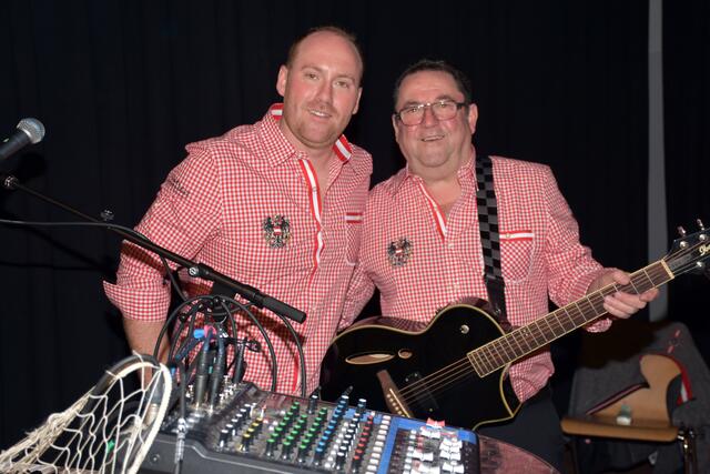 Echo der Heimat 2023 in der Turnhalle Perg, Eine Veranstaltung des Seniorenbundes unter der Gesamtleitung von Karl Grufeneder. Haimels Tanz- und Stimmungsmusik.  | Foto: Robert Zinterhof