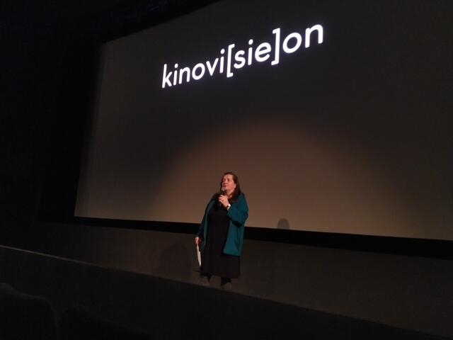 Wilbirg Brainin-Donnenberg leitet das Netzwerktreffen.  | Foto: FC GLORIA