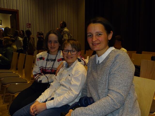 Elena, Mateo und Gabi Blumauer | Foto: Simon Glösl