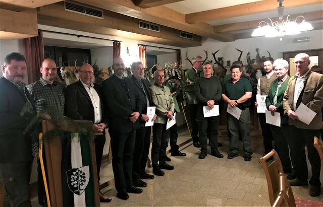 OSM Josef Kohzina, HRL Rupert Klinghofer, BGM Thomas Ludwig, BJM Andreas Berger, Leopold Forster, Karl Seltenhammer, HRL Stellvertreter Werner Nekam, Christian Schweitzer, Martin Feilhammer Junior, Georg Meisel und Josef Göstl. | Foto: Christine Kohzina 