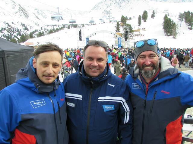 Gemeinsame Sache zwischen Bergbahnen und TVB - die Organisation des Schürzenjäger-Konzertes: Manuel Baldauf, Michael Schöpf, Helmut Wolf. 