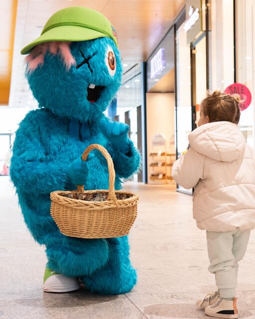 Happy besucht die Kinder im max.center Wels.  | Foto: max.center Wels