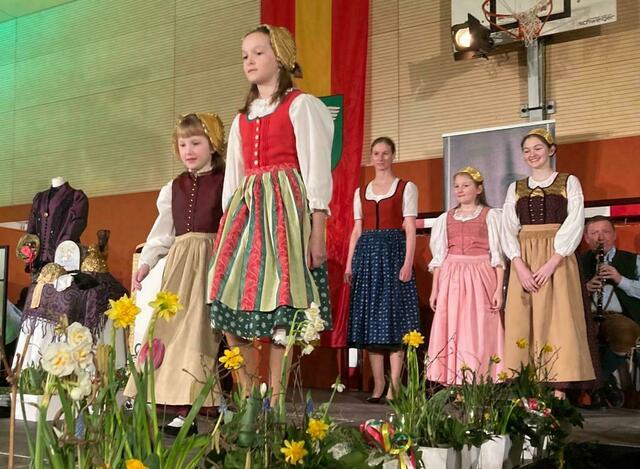 Tracht begeistert begeistert auch die Jugend. | Foto: Anna Baumgartner