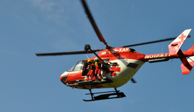 Am Dienstag am Vormittag kam es am Pitztaler Gletscher zu einem Zusammenstoß zweier Snowboarder. | Foto: RK1 - Symbolphoto