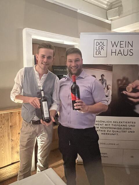 Winzer und ihre Weine. | Foto: Kitzhof