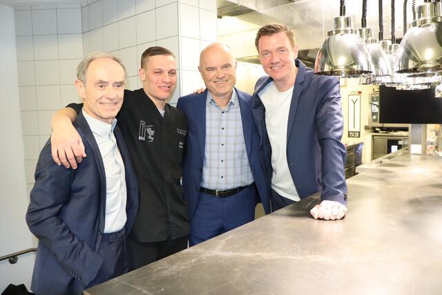 Fünf-Hauben Kollegen: Karl Obauer, Benjamin Parth, Rudi Obauer und Silvio Nickol (v.l.). | Foto: Othmar Kolp