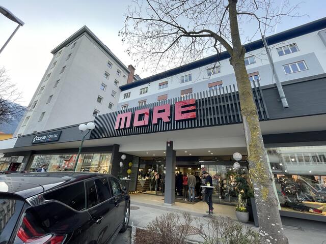 Die Eröffnungsfeier fand am 22. April um 17:30 statt. | Foto: RegionalMedien