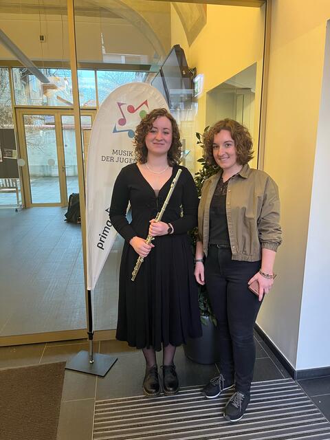 Hanna Hofmann mit Kathrin Ully | Foto: Musikschule