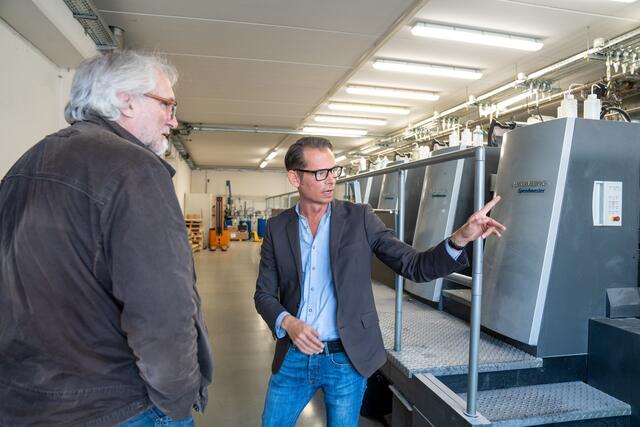Die 6-Farben-Druckmaschine ist das Herzstück der Druckerei. | Foto: Ekatarina Paller