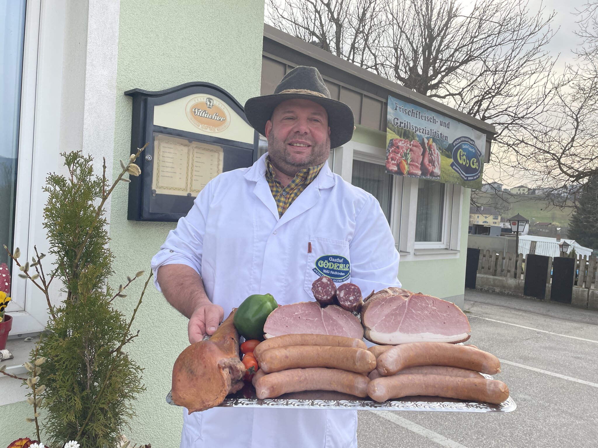 Osterjause: Bei Reinhold Göderle läuft die Osterschinken-Produktion ...