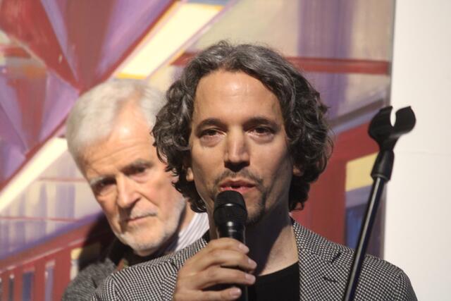 Der Leiter des Bruseum Roman Grabner sprach bei der Eröffnung in Weiz einführende Worte. | Foto: RegionalMedien Steiermark/Hofmüller