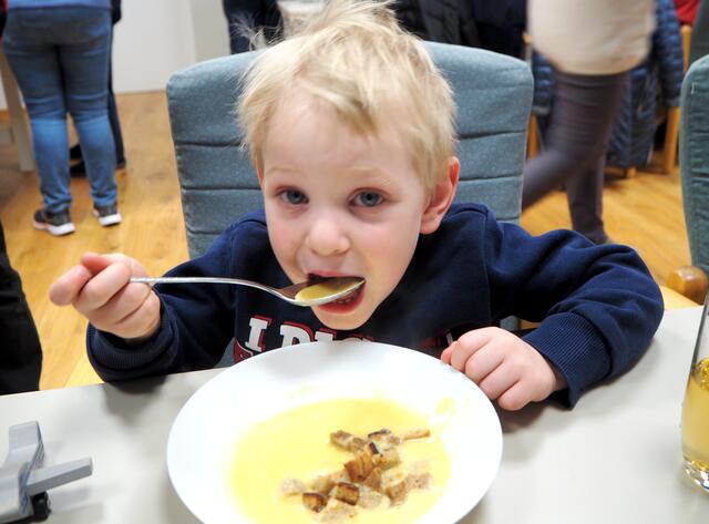 "Louis" hat diese Suppe besonders gut geschmeckt !!!