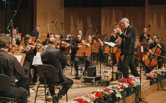 Der Preis für zeitgenössische Musik 2023 geht an das Tiroler Kammerorchester InnStrumenti. | Foto: Amir Kaufmann