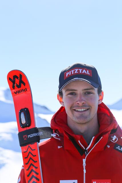 Joshua Sturm ist österreichischer Riesentorlaufmeister. | Foto: Pitztaler Gletscherbahnen