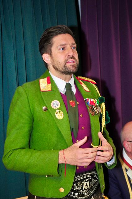 Landeskommandant Major Thomas Saurer hatte viele Informationen für die Delegierten der Bataillonsversammlung. | Foto: Hassl