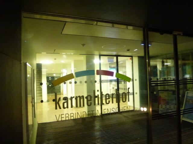 Der Karmeliterhof hat sogar das österreichische Umweltzeichen, während der Earth Hour 2023... 