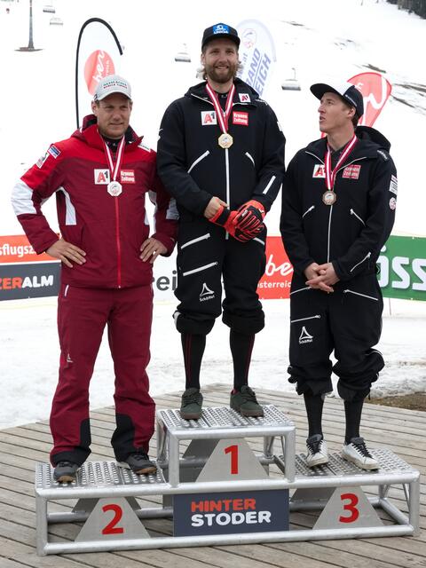 Otmar Striedinger, Marco Schwarz und Raphael Haaser (v.li.) | Foto: geh – Gerhard Hütmeyer