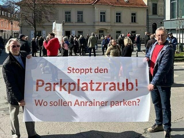 Bei vielen Grazerinnen und Grazern ist die Vorfreude auf die entstehende Begegnungszone groß. Doch gibt es auch eine Gruppierung lautstarker Gegner des Projekts. | Foto: Kurt Hohensinner/Facebook
