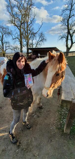 Sarah Niedermayr aus Enns veröffentlichte im März ihr erstes Kinderbuch. | Foto: Niedermayr