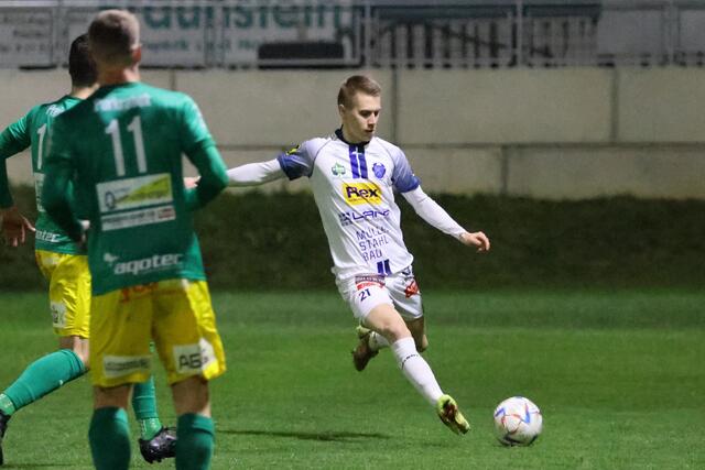 Aljaz Ploj erzielte den späten Ausgleich für St. Anna gegen Vöcklamarkt. | Foto: schmidbauer