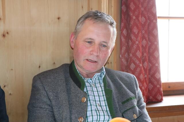 Bezirksbauernobmann Elmar Monz: "Wo kein Wasser, da ist auch kein Leben! Die Grundlage ist immer das Wasser." | Foto: Othmar Kolp