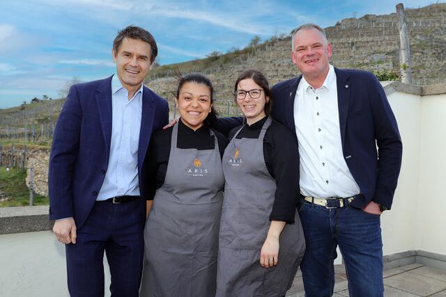 Weingutsleiter Roman Horvath, Ari Martínez (Aris Cantina), Doris Mantler (Aris Cantina), Kellermesiter Heinz Frischengruber  | Foto: Domäne Wachau