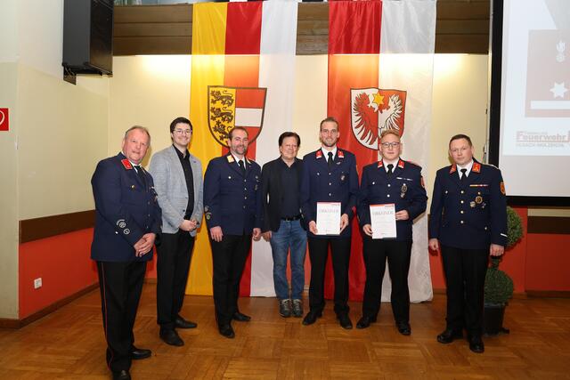 (v. l.) Anton Macek, Lukas Gradnitzer, Rene Moser, Willi Koch, Thomas Pall, Josef Frick, Martin Tidl | Foto: Feuerwehr Olsach-Molzbichl