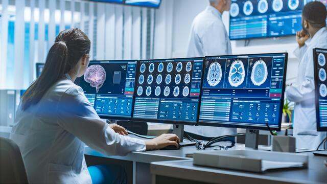 In den nächsten Jahren werden die bestehenden Endoskopie-Einheiten schrittweise durch moderne Geräte ersetzt (Symbolfoto) | Foto: stock.adobe.com/at/Gorodenkoff