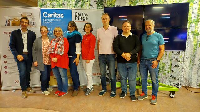 Erwin Silberbauer, Margit Auer, Claudia Rathmanner, Christine Thurner, Martina
Kronsteiner, Marco Brunner, Alexander Bauer und Gerhard Linhard | Foto: Caritas