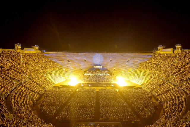 Carmina Burana | Foto: Ennevi, courtesy of Fondazione Arena di Verona