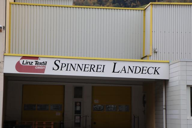 Angesichts explodierender Stromkosten sei der Kostenvorteil asiatischer Mitbewerber unüberbrückbar hoch geworden, heißt es vonseiten der Linz Textil GmbH. | Foto: Othmar Kolp