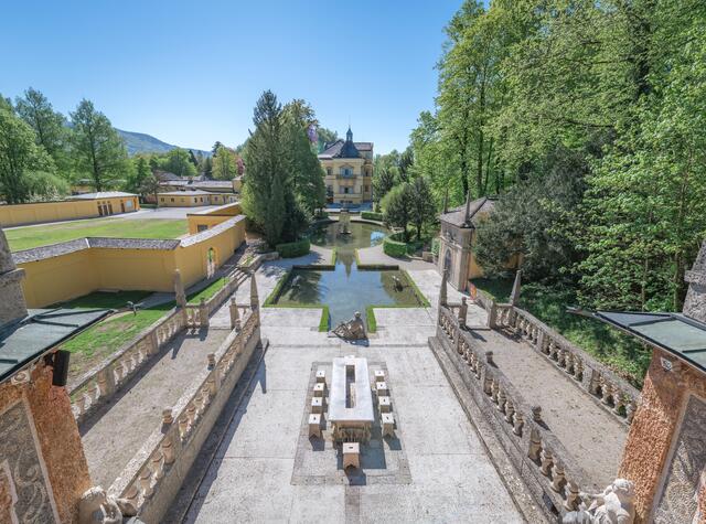 Die Wasserspiele und Schloss Hellbrunn im Süden der Stadt Salzburg.  | Foto: Stadt Salzburg/Alexander Killer 