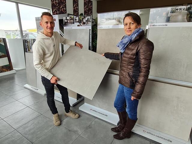 Grautöne liegen im Trend. Marcel Vollenhofer und Elke Böhm. | Foto: Otto Krcal