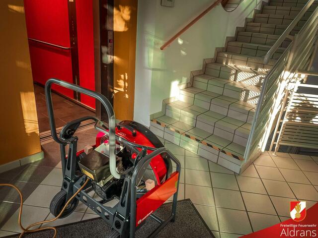 Schon nach kurzer Zeit konnte der Einsatz beendet werden, verletzt wurde zum Glück niemand.
 | Foto: FF Aldrans