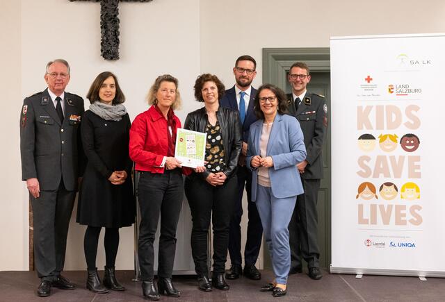 Maria Dullnigg und Karin Schwabegger von der LFS Bruck. | Foto: Land Salzburg/Neumayr/Andreas Schaad
