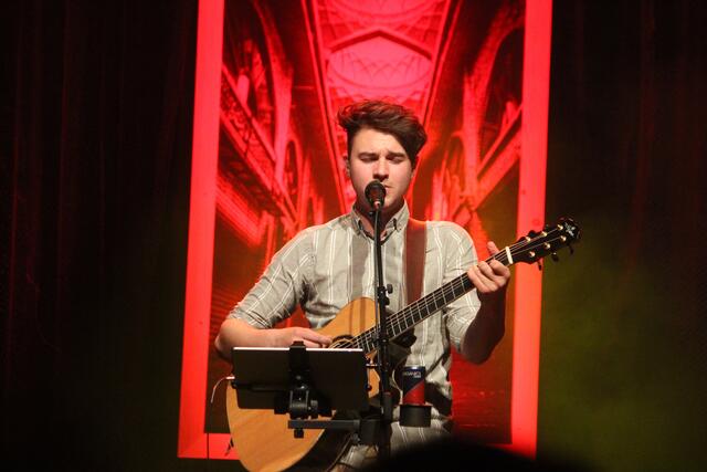 Chris Steger und seine Band spielten ein Konzert im Forum Kloster Gleisdorf. | Foto: RegionalMedien Steiermark/Hofmüller