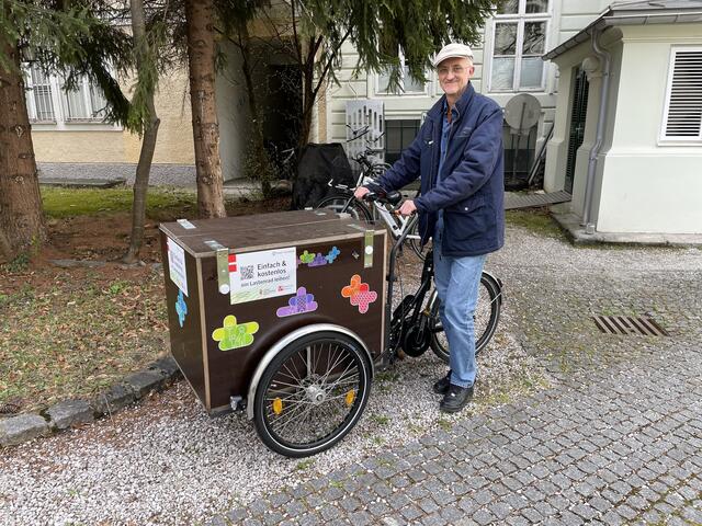 Der Radverkehrskoordinator der Stadt, Peter Weiss, hofft durch ein Bündel an Maßnahmen mehr Menschen für das Radfahren zu gewinnen.  | Foto: Lisa Gold