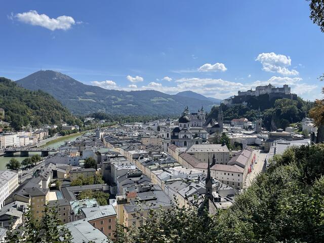 Das Land Salzburg soll mit der Stadt und den Bezirken der beste Platz für Wirtschaft, Arbeit und Leben werden. Die Chancen dafür stehen gut.  | Foto: sm