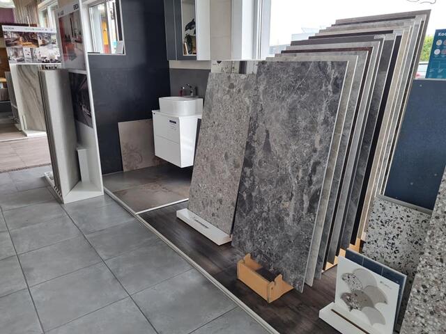 Natursteinplatten wirken sehr edel. | Foto: Otto Krcal