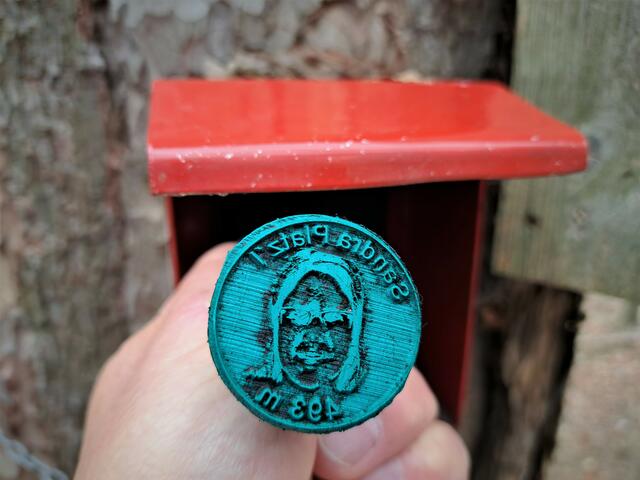 Mit Stempel für's Gipfelbuch ...

 | Foto: Walter Fuchs