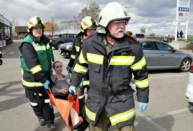 Werdende Mutter Transport. | Foto: Christian Nowotny