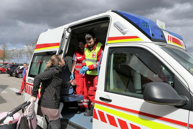 "Schnell bitte helfen sie!!!!!!" | Foto: Christian Nowotny