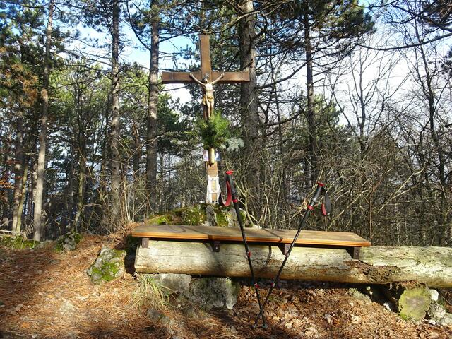 ... und auch ein schönes Gipfelkreuz aufgestellt ...

 | Foto: Walter Fuchs