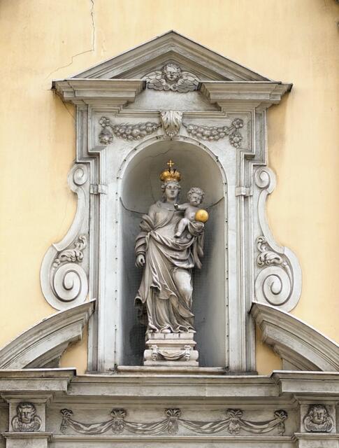 An der Außenwand