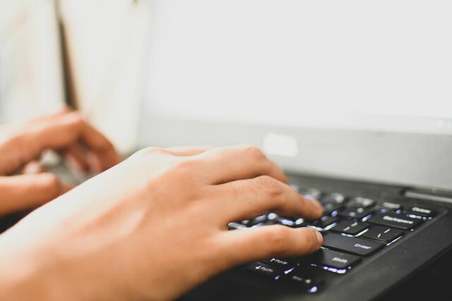 Die Arbeitslosenquote ist im März 2023 auf 3,5 Prozent gesunken. Ende Februar 2023 lag die Quote noch bei 3,9 Prozent. | Foto: unsplash/Bibhash Banerjee (Symbolbild)