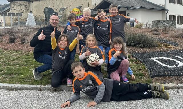 Bewegungsspiele mit und ohne Ball sind bei den Trainings geplant. Kinder sollen im betreuten Umfeld Fußballspielen lernen. | Foto: Privat